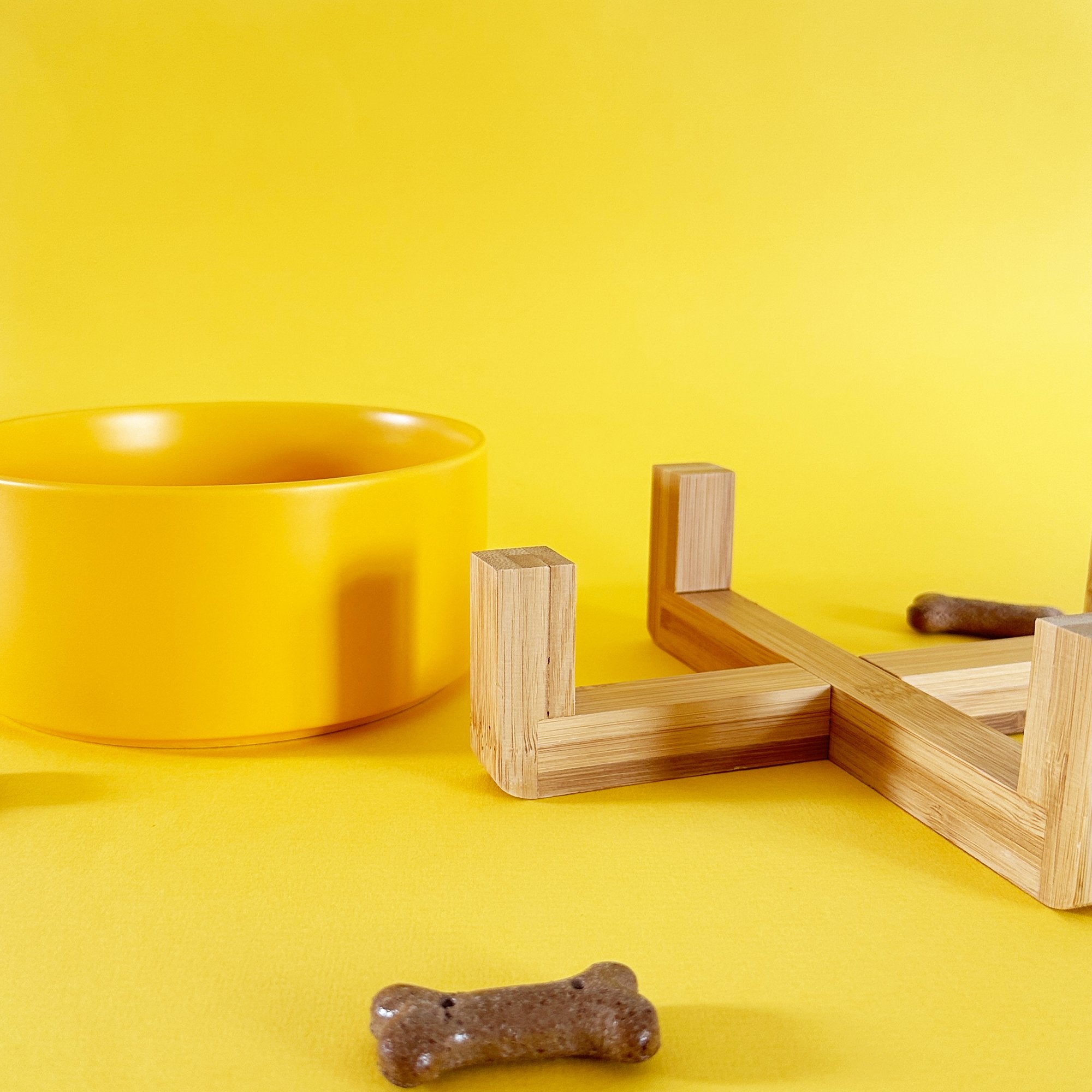 Yellow Ceramic Pet Bowl With Bamboo Stand - PoochyPups - Dog Harnesses & Toys